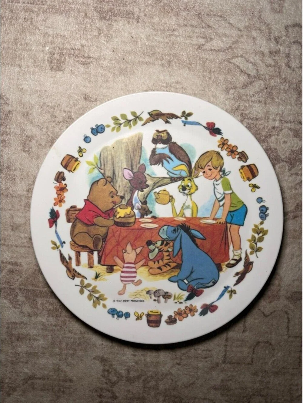 Vintage Disney Winnie the Pooh and Friends 8 Inch Plate